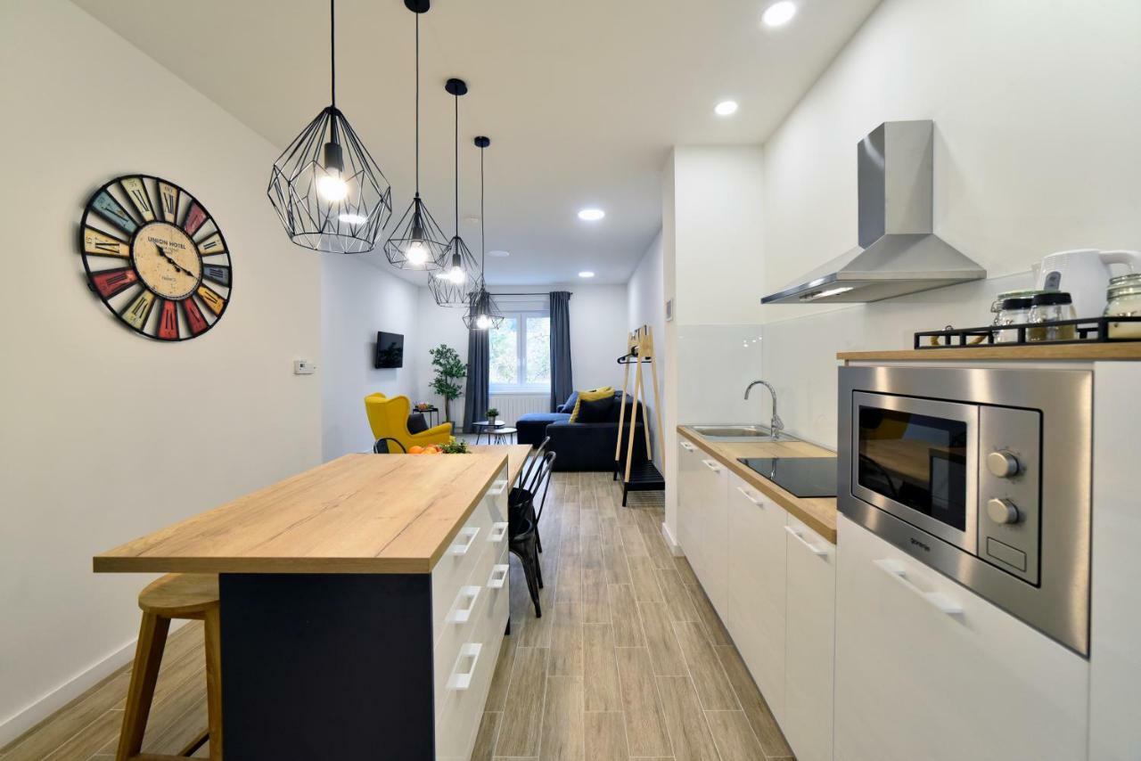 Fishnjak Apartments ザグレブ エクステリア 写真